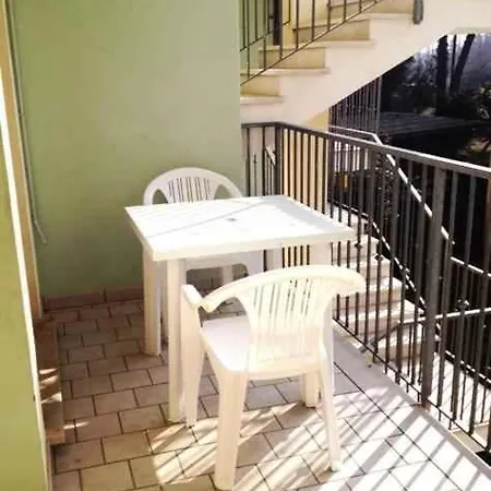 Апартаменты In 27837 *